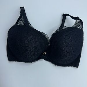 Black Sz 36DDDD Chantelle Women's Festive Lace Plunge Bra like new